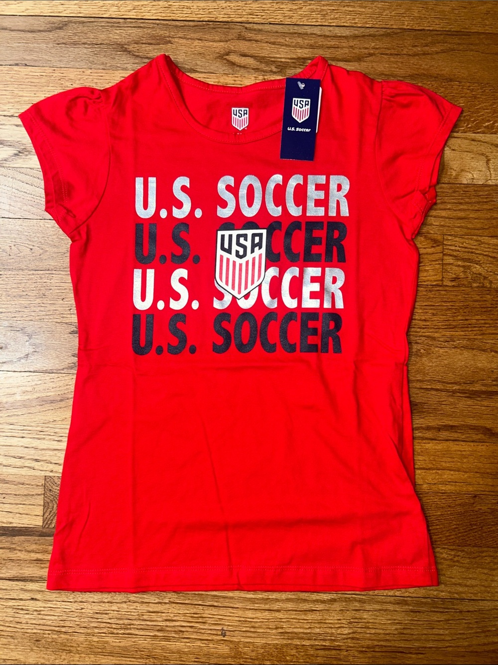 Girls U.S. Soccer Red Graphic Tee Size 10/12 Large NWT